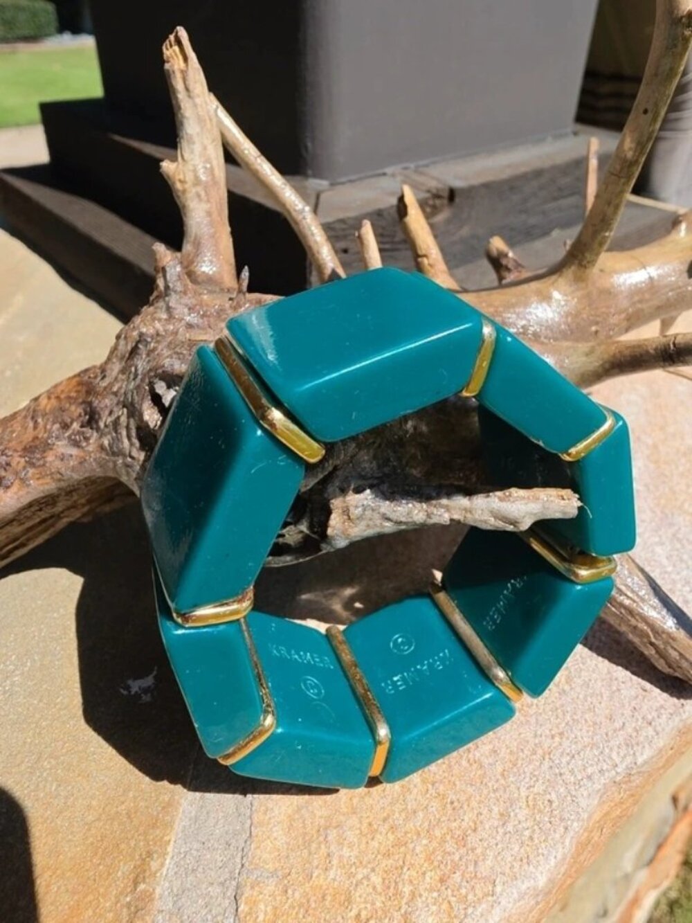 Kramer NY 1960s Green/Teal Lucite Stretch Gold Spacers Bracelet